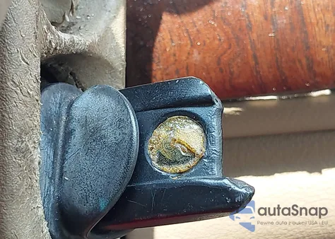 2006 Mercury Grand Marquis Gs from USA, damaged, VIN 2MEFM74V16X607899